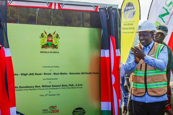 President William Ruto during the launch of the Rironi–Mau Summit Road project on November 28, 2025, a major infrastructure upgrade aimed at easing traffic congestion along the Nairobi–Nakuru highway.